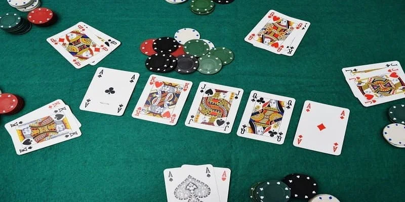 Luật chơi Poker mà Bigbet88 cập nhật